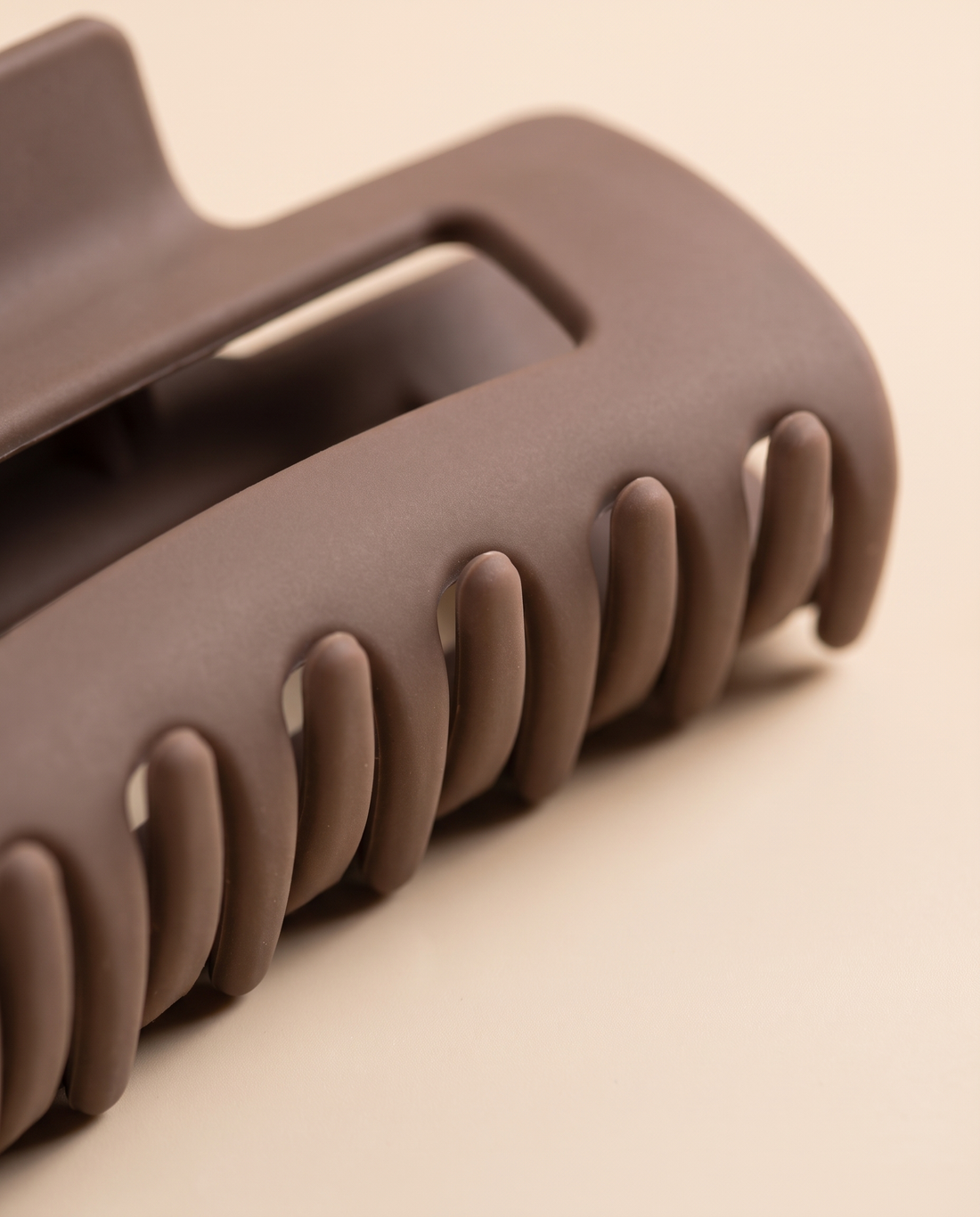 Silicone Claw Clips — The Herb Garden